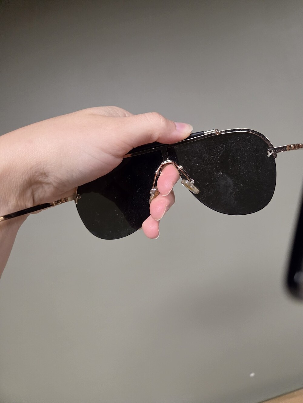 ​Carrera MB 721 Shield Sunglasses - Gold Frame, Gradient Lens (Missing One Screw - Picture 10 of 10